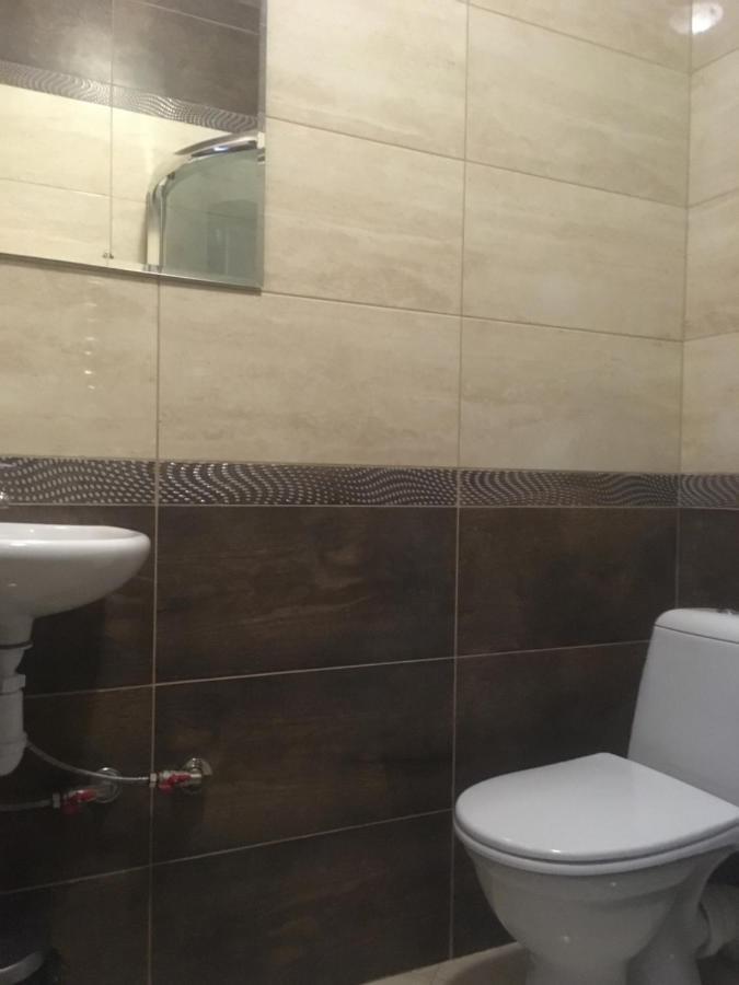 Mini-Hotel Neptun 罗夫诺 外观 照片