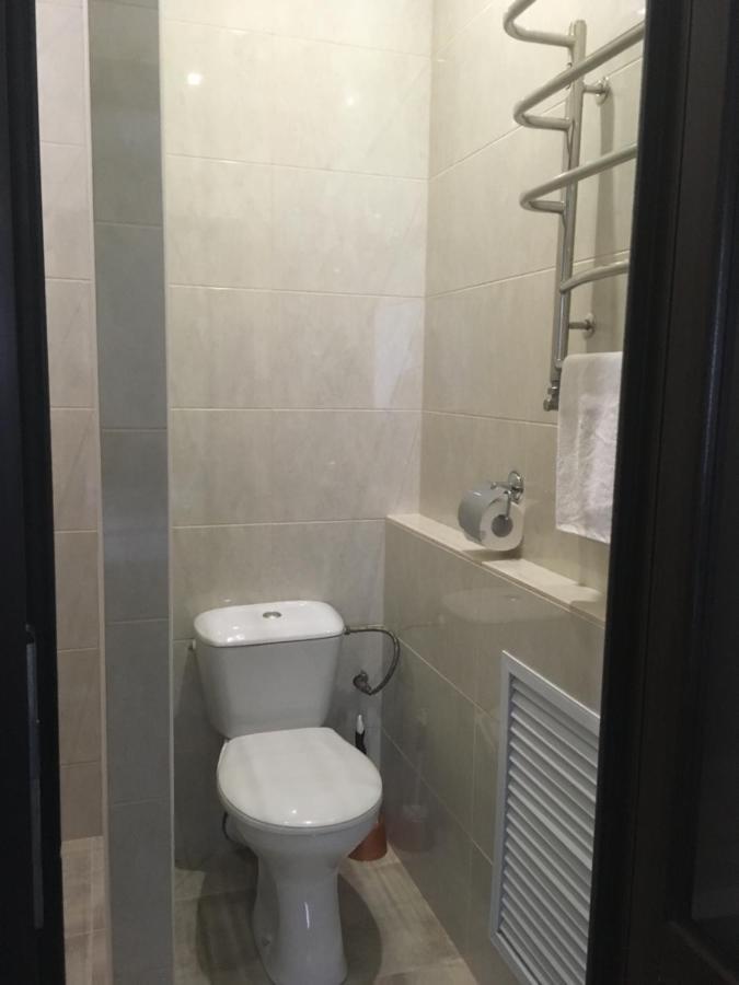 Mini-Hotel Neptun 罗夫诺 外观 照片