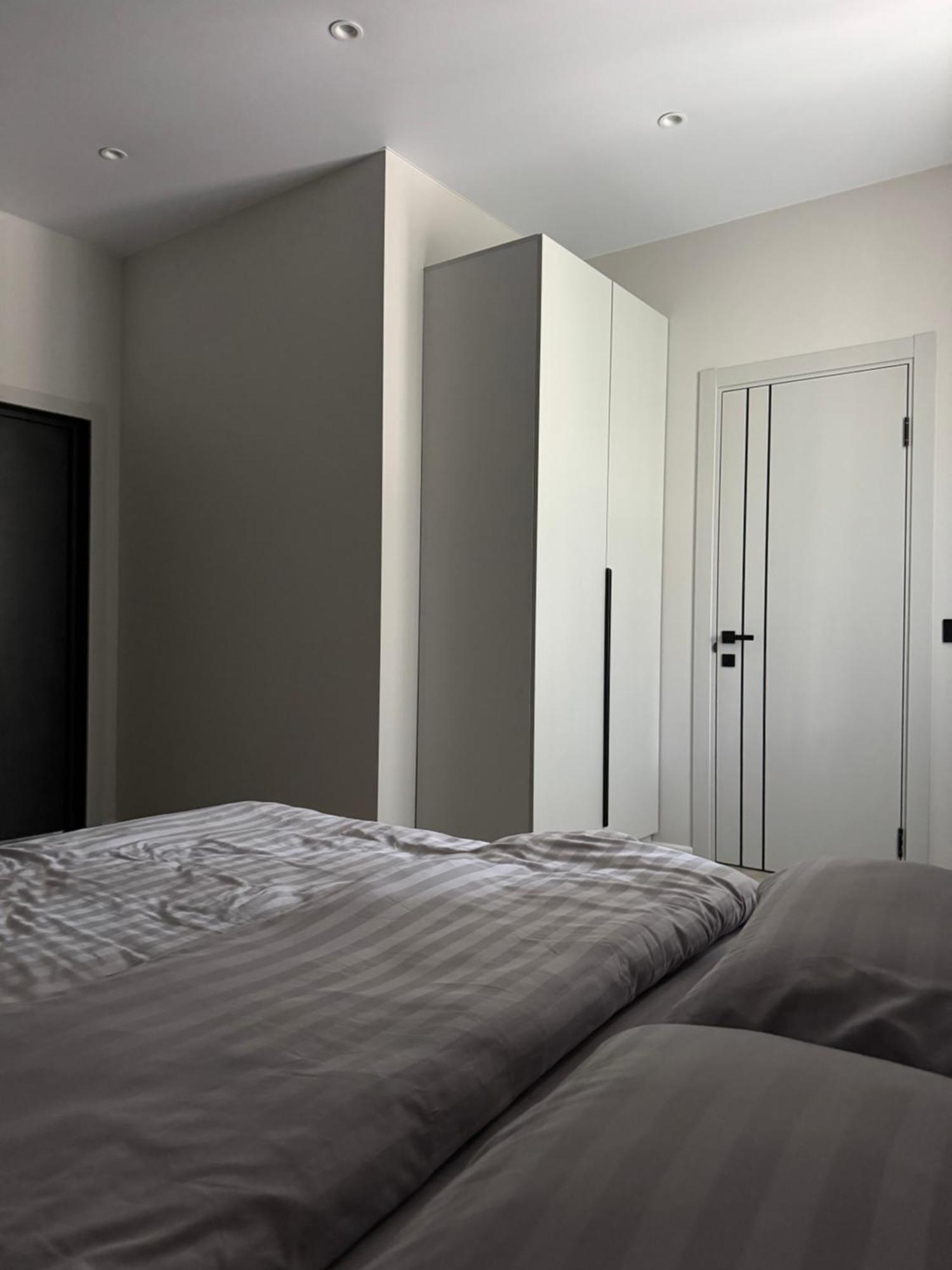 Mini-Hotel Neptun 罗夫诺 外观 照片